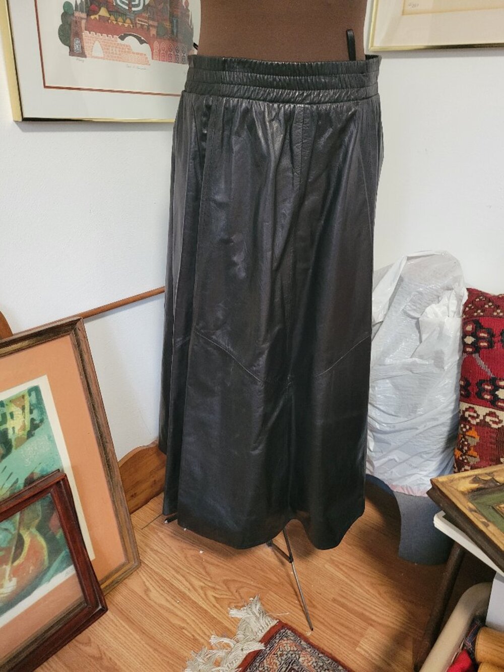 Vintage Black Leather Wide Full Skirt Size Medium by Pia Rucci